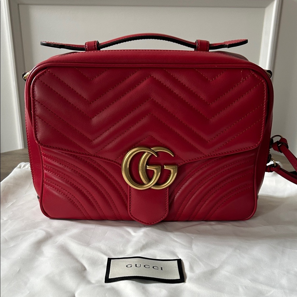 Gucci GG Marmont Shoulder Bag Matelasse (Sylvie Web) crossbody bag